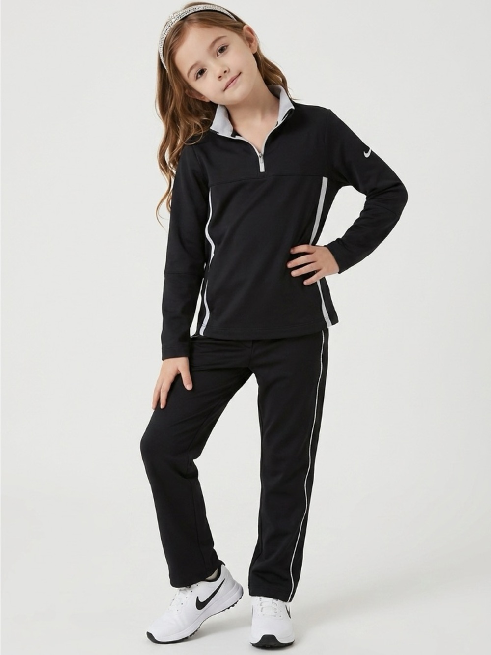 Nike Golf Black and White Therma-Fit Quarter-Zip Pullover. Size M